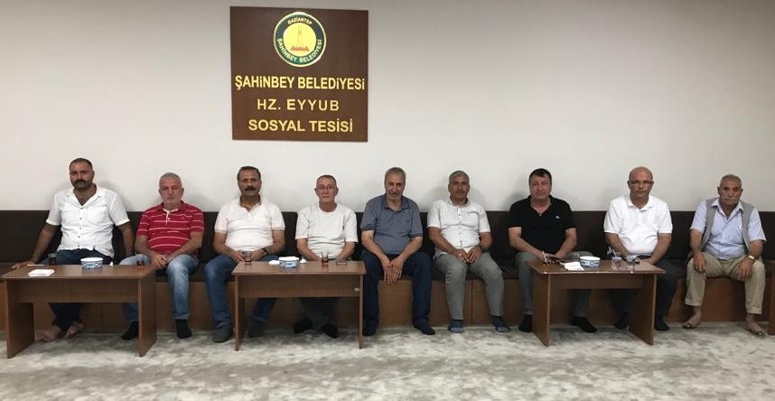 Yengesi vefat eden yönetim kurulu üyemiz Seydi Yıldırım'a taziye ziyaretinde bulunduk. Merhumeye Allah'tan rahmet, kederli ailesine başsağlığı dileriz.