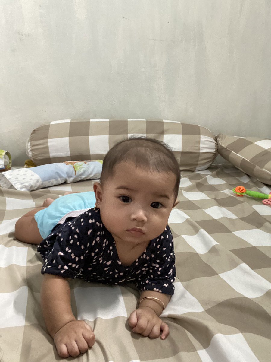 anjaninandyalaa's tweet photo. MasyaaAllah tabarakallah lucu bgt🥹🥺 https://t.co/swCPmRUDBJ