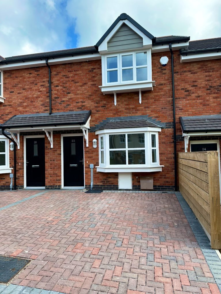 elinhowen's tweet photo. ⭐️🏡 3 Bedroom House available via the Rent to Own scheme in Llandudno Junction🏡⭐️ For more information, please visit Tai Teg’s website 👉🏻 https://t.co/2n6nwoE9gu @adrataicyf @teg_tai https://t.co/ZJkUMhBNsF