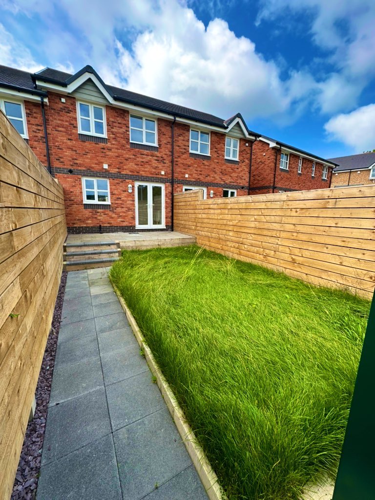 elinhowen's tweet photo. ⭐️🏡 3 Bedroom House available via the Rent to Own scheme in Llandudno Junction🏡⭐️ For more information, please visit Tai Teg’s website 👉🏻 https://t.co/2n6nwoE9gu @adrataicyf @teg_tai https://t.co/ZJkUMhBNsF