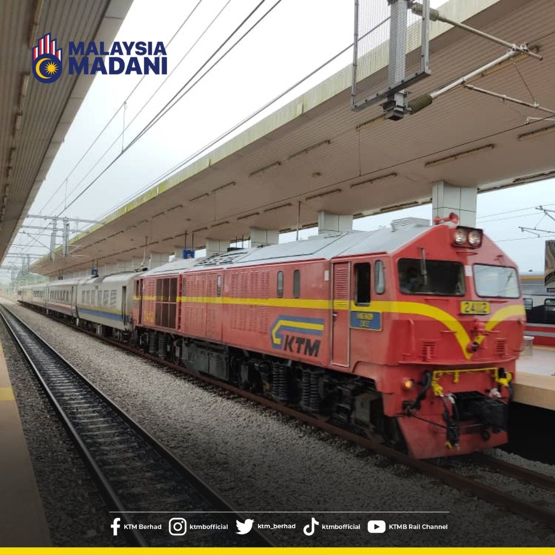 ktm_berhad's tweet photo. Selamat Pagi
Gendang gendut tali kecapi;
Kenyang perut suka hati 😁
#KTMB #ETS #KTMKomuter #KTMKomuterUtara #KTMIntercity #SkyparkLink #DMU #KTMKargo https://t.co/z9IqpO4lT6