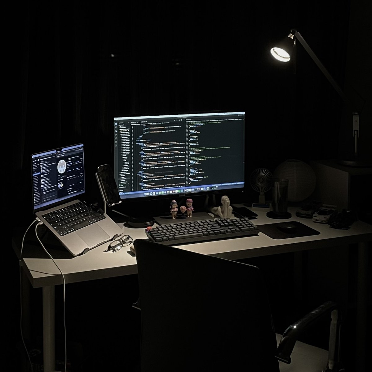 techhubbie's tweet image. how it started vs how it’s going