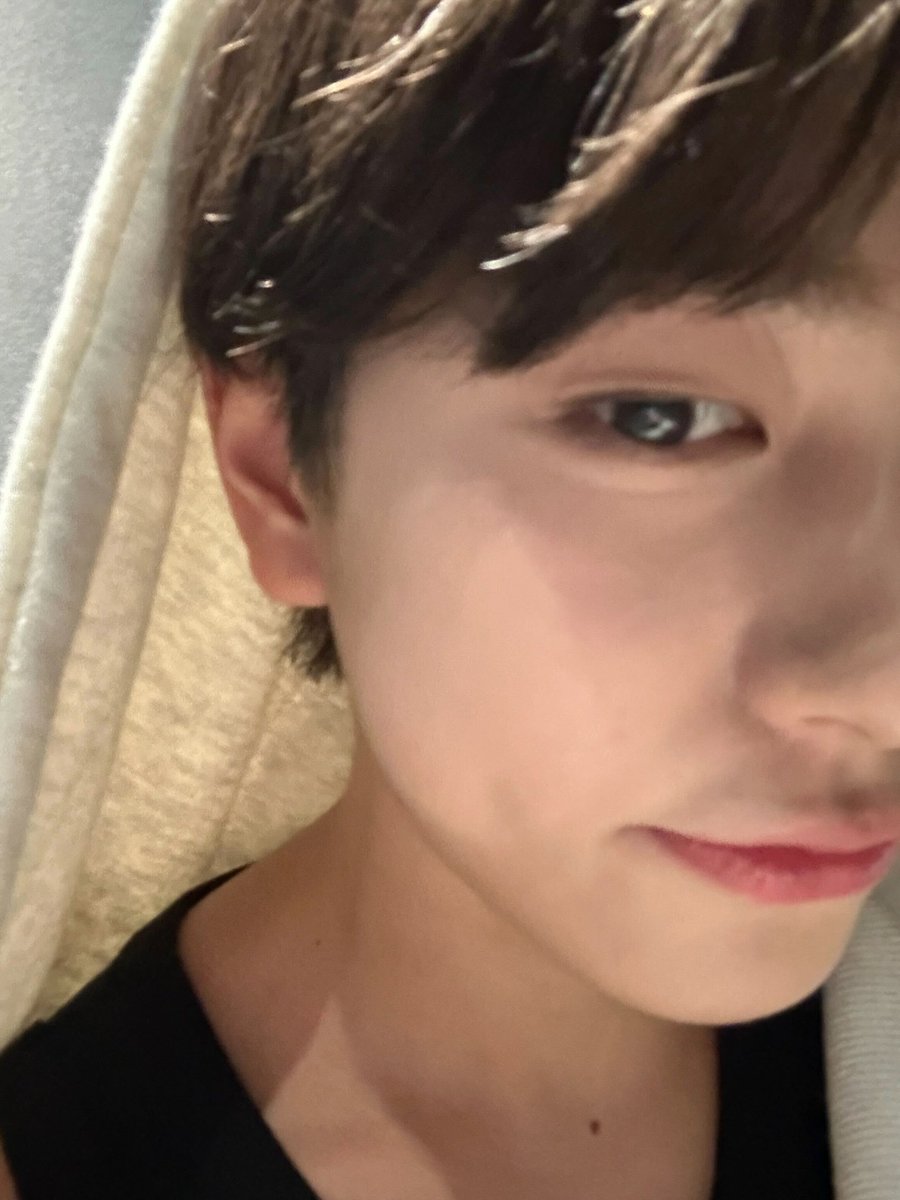 andTEAM_members's tweet photo. 自分の絵文字何がいいかな？🦚🐙🐣
#andTEAM #TAKI https://t.co/Kr1ux7Dnsc