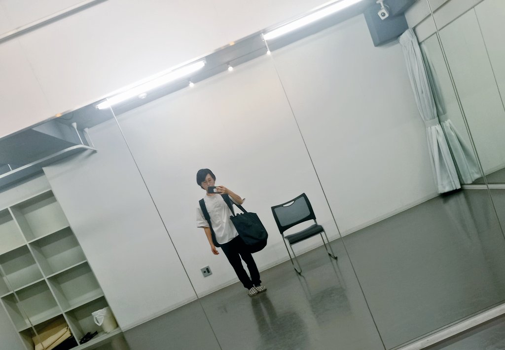 今日はラララフェスタへの最終稽古！
でした！明日頑張ります！🫏

私の出番は
11:20～11:40
13:40～14:00
15:00～15:20
を予定しております！