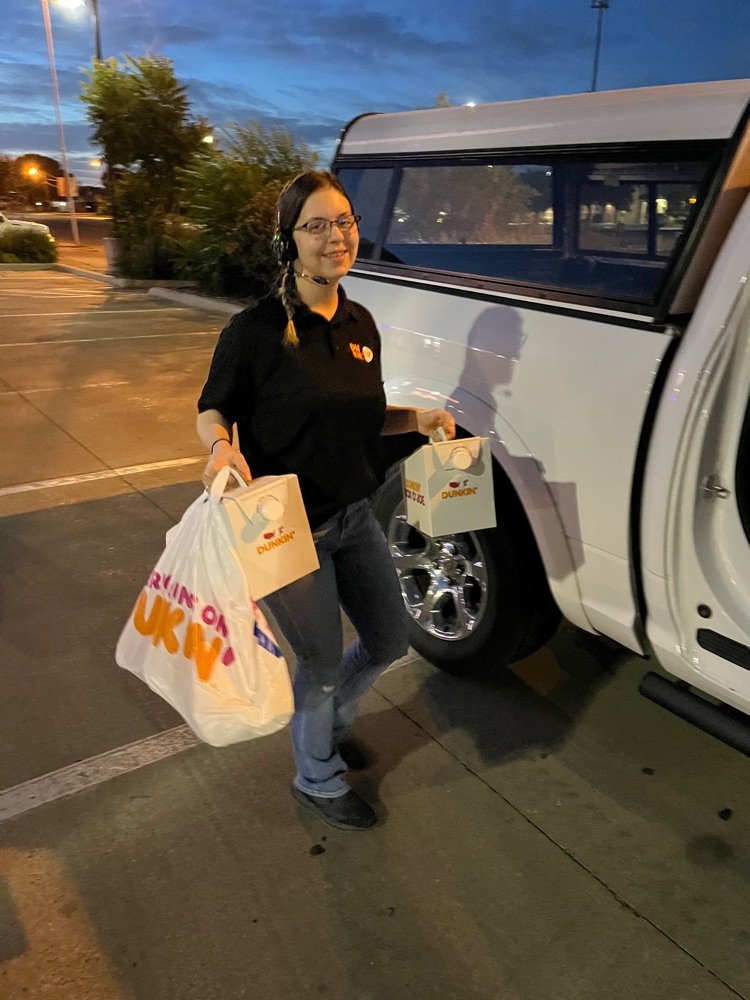 OvertonElem's tweet photo. Thank you to our friends at Dunkin for providing our staff with some donuts this morning! 🍩 #OnlyAtOverton https://t.co/TZwxmrZEzV