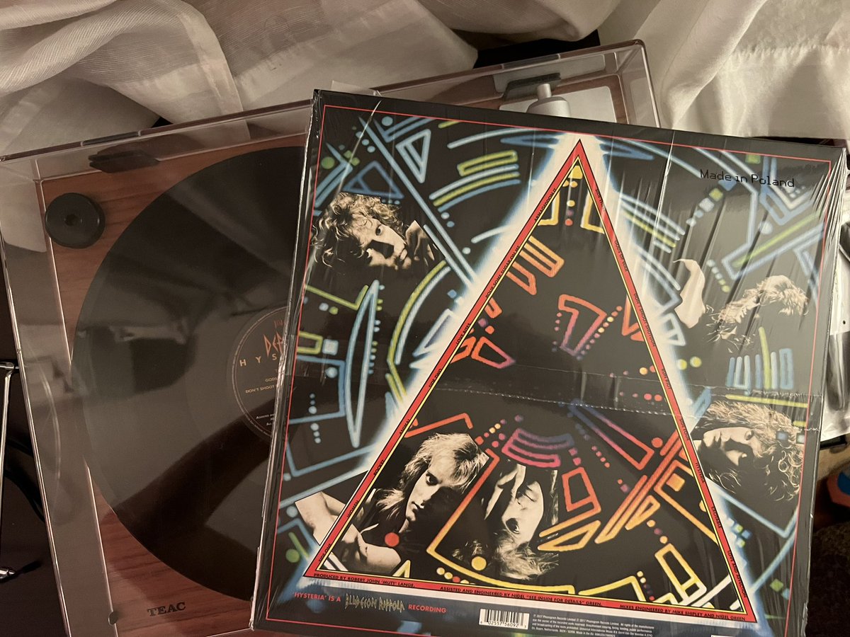 Duke_of_Gondor's tweet photo. #HysteriaWeek
Def Leppard / “Animal”
#NowPlaying #DefLeppard #Metal #NWOBHM #HairMetal
#nowspinning #vinylrecords #recordoftheday #vinyloftheday #record #vinyl #vinyls #vinyljunkie #vinyllovers #vinylcollection #recordcollection #33rpm #vinyl33 #records #レコード #バイナル https://t.co/g0hnPbPA7I