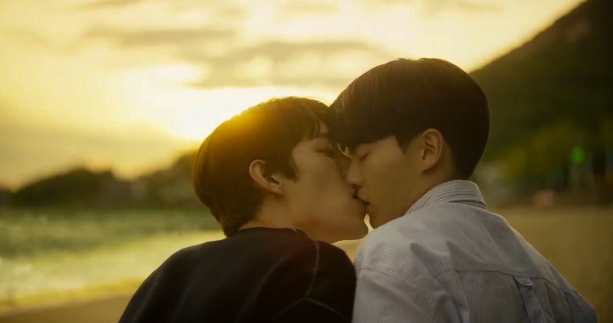 hubboyslove's tweet image. 🚨 NÃO PEDIMOS! Foi reportado que o BL #Blueming ganhará uma SEGUNDA ADAPTAÇÃO pela Idol Romance!