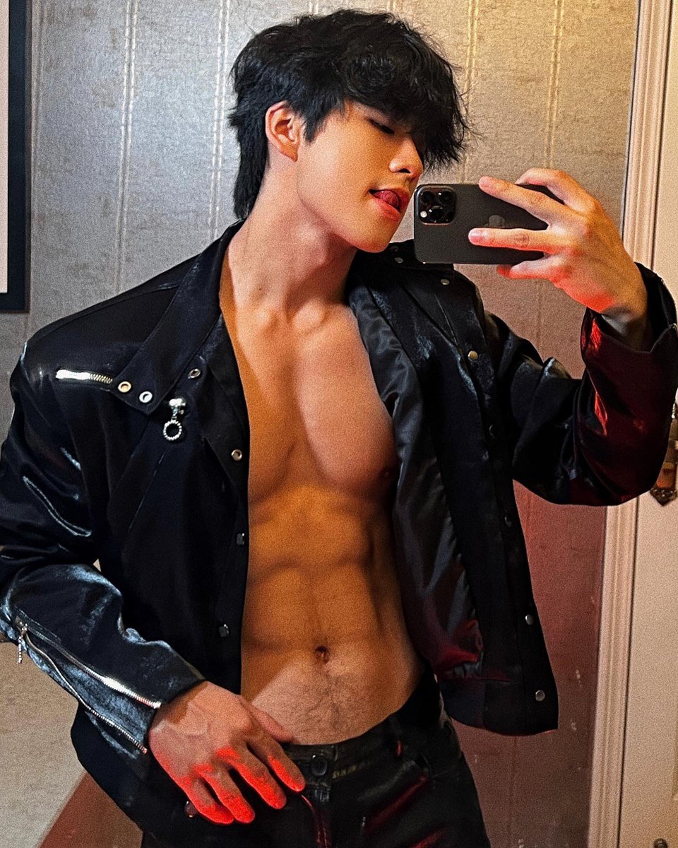 Tangsir1999's tweet photo. 别怀疑，很猛 https://t.co/cZpfmClmu4