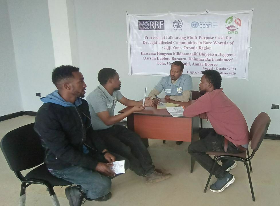 DevelopmentDpo's tweet photo. With @IOMEthiopia , DPO will provide cash support to 900 drought-affected households in Guji #Oromia. Thanks to @UNCERF funding, we’re aimed at improving access to cash and meeting essential needs of vulnerable groups in the area.

more on:
https://t.co/4gqVYwm7Cv https://t.co/SJ8AKqpbp1