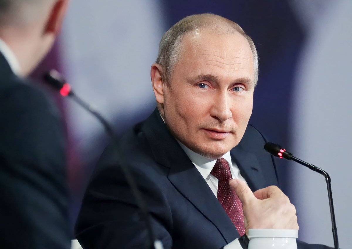 "People who destroy whole nations do not have the right to teach us democracy and the values of living freely.” - President Putin 🇷🇺