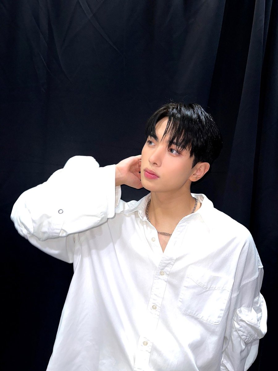 ATBO_members's tweet photo. [#류준민]
아직까지 두근거린다.. 너무 행복했다✨

#ATBO #에이티비오
#RyuJunmin https://t.co/xaGw9i3pOB