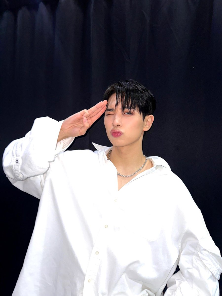 ATBO_members's tweet photo. [#류준민]
아직까지 두근거린다.. 너무 행복했다✨

#ATBO #에이티비오
#RyuJunmin https://t.co/xaGw9i3pOB