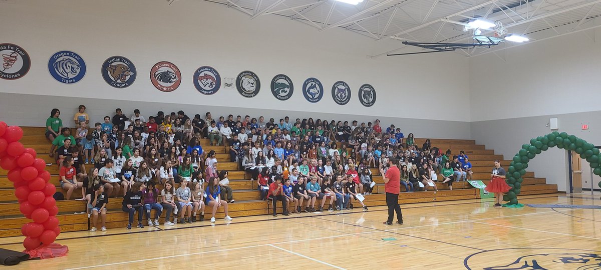 6th grade in the house! #CougarFamily <a href="/BarackmanBrian/">Brian Barackman</a> <a href="/ITMSCougars/">Indian Trail Cougars</a>