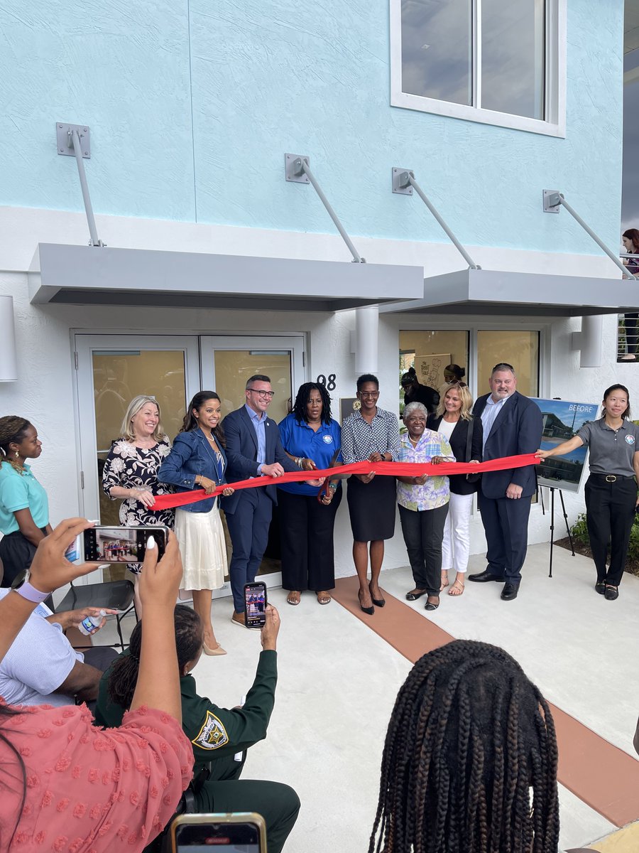 NeighborleeLiv's tweet photo. JIC is proud to support the @DelrayBeachCRA Redevelopment Agency CRA redevelopment of 98 NW 5th Ave! Congrats to the Delray Beach CRA, DDA, City Commission, and The Set for your work in bringing the historic 5th Ave in #DelrayBeach back to life! https://t.co/ZTIQ6MBlSY