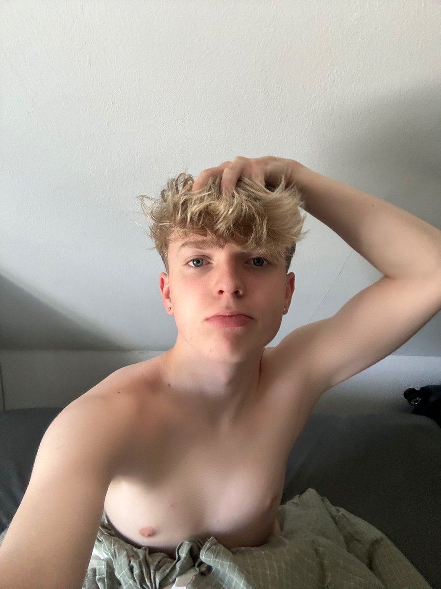 timitwinkyy's tweet photo. Schau auf insta für 0f (blonditwinky) https://t.co/LllNcXITWn