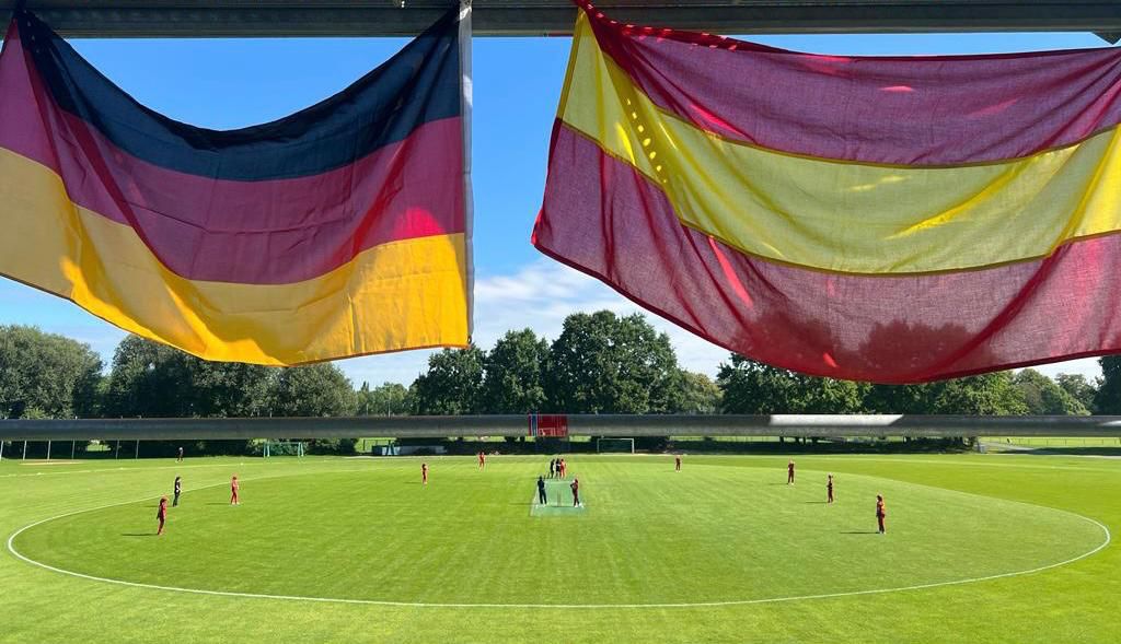 MCCOfficial's tweet photo. MCC Women were victorious in their first game on their tour of Germany beating Austria by 56 runs. 

Alice Heap scored a quick-fire 52* on her birthday while  Rachel Bellamy (3-8), Izzy Gurney (3-8) and Anna Healey (3-11) took three wickets each.

#CricketTwitter | #MCCTour https://t.co/hgN3CduhKq