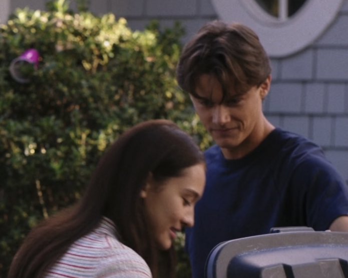 bellysinfinite's tweet photo. find someone who looks at you like conrad looks at belly <3 https://t.co/zkWGFtzEFd