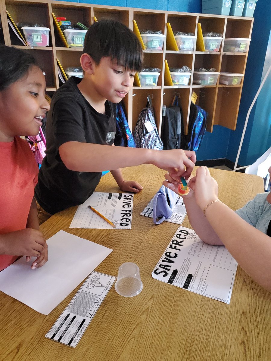 MrsDaysClass1's tweet photo. Collaboration continues on day 2 as we tried to save Fred! #MonaviewMoments #MonaviewontheMap https://t.co/GFAmROH6jb