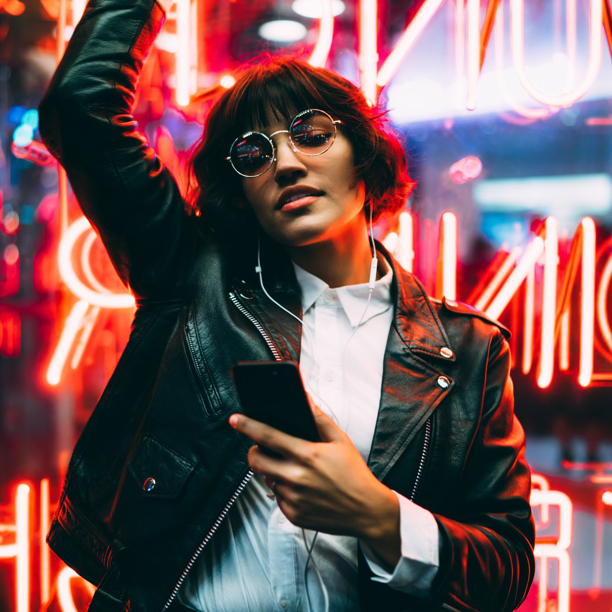 256 Content tweet media