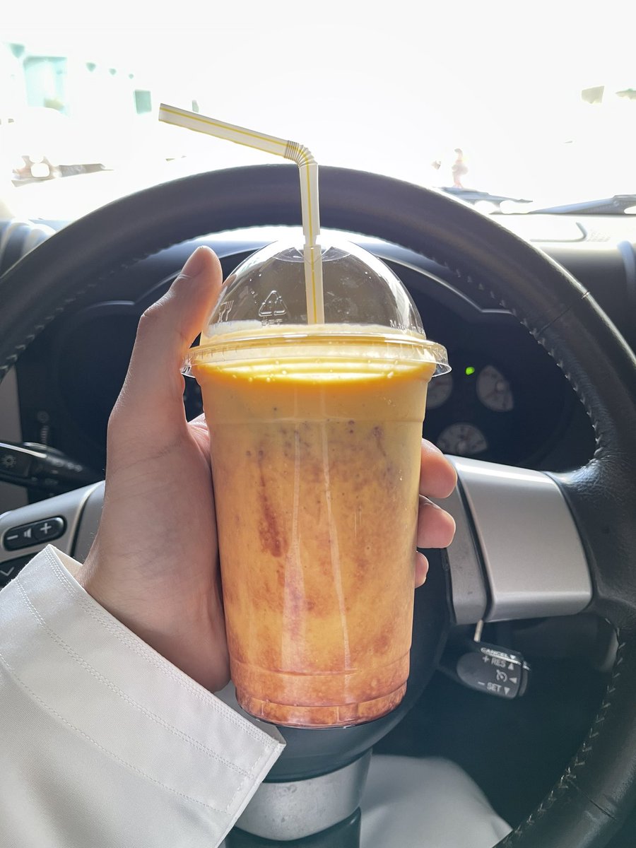 MEAlhemeiri's tweet photo. محتاج لتر من هذا العلاج https://t.co/RYatDpvr1C