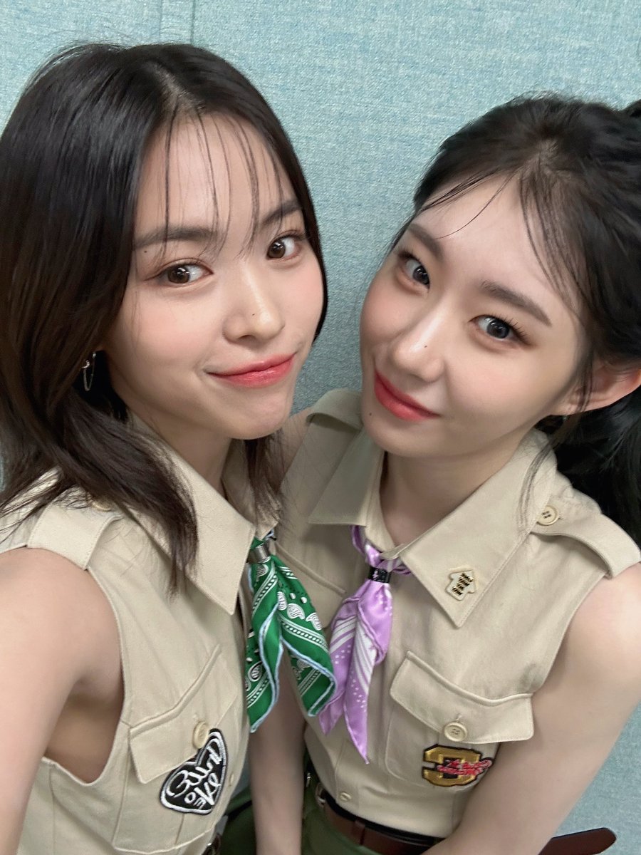 [ #케이팝슈퍼라이브 ]
MC 유우나의 멋진 진행으로 오늘도 212% 더 특별하게 완성! 
ITZY와 함께 이번 주말도 CAKE CAKE CAKE CAKE CAKE 🍰 (feat. 딸기랴)

212% more special today with MC Yuna’s speech!
CAKE CAKE CAKE CAKE CAKE together this weekend with ITZY 🍰 (feat. StrawberryLia)
 
🍰