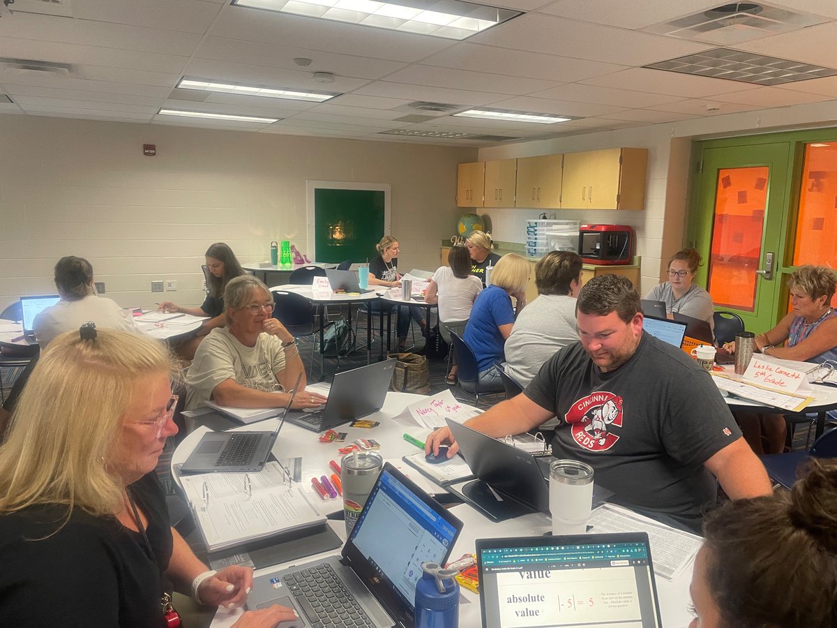👀Look👀 at these collaborations!  3rd-6th grade math teachers from
<a href="/Hamilton_LN/">Linden Elementary</a> and <a href="/Hamilton_FW/">Fairwood Elementary</a> United to plan for their first module this year!!  Thank you <a href="/abigaildrew20/">Abby Drew</a> and <a href="/MrsDShadrach/">Debbie Shadrach</a> for facilitating.  You ALL are wonderful resources for each other!💙