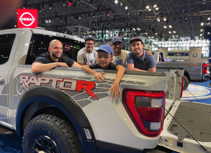 NYAutoShow's tweet photo. 📸 𝗣𝗵𝗼𝘁𝗼 𝗢𝗽 𝗙𝗿𝗶𝗱𝗮𝘆!!!
⁉️ Did you have a GREAT TIME at the 2023 #NYIAS and snap any pics???
🤩 If so, We'd Love to See 'Em!!!
⬇️ Please COMMENT with them below!!!
#NYAutoShow #PhotoOpFriday https://t.co/tma8ltkPwe