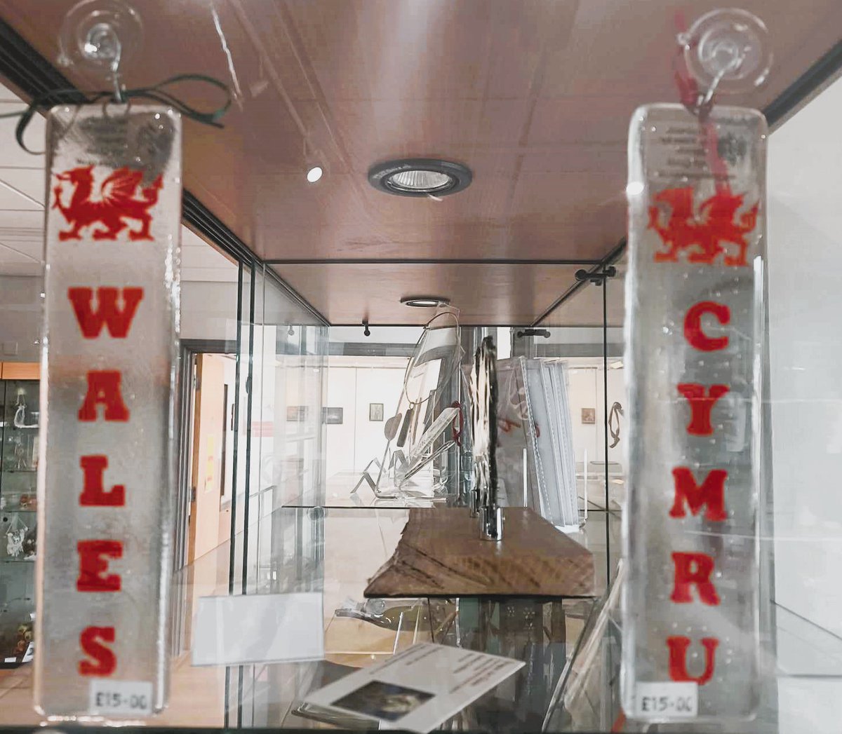 cynonvalleymus's tweet photo. #ShopSpotlight
We're all stocked with gorgeous new lampworked glass gifts from Dragon Art Glass including a Green Dragon on Ash Stand, Welsh Dragon Suncatchers & Wales / Cymru Dragon Suncatchers.
Lovely / Hyfryd!
Cynon Valley Museum Shop
Opening hours: Tues.- Sat, 9.30- 3.30 pm https://t.co/G9j34zo0WX
