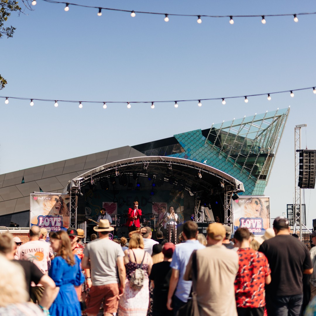 University of Hull tweet media