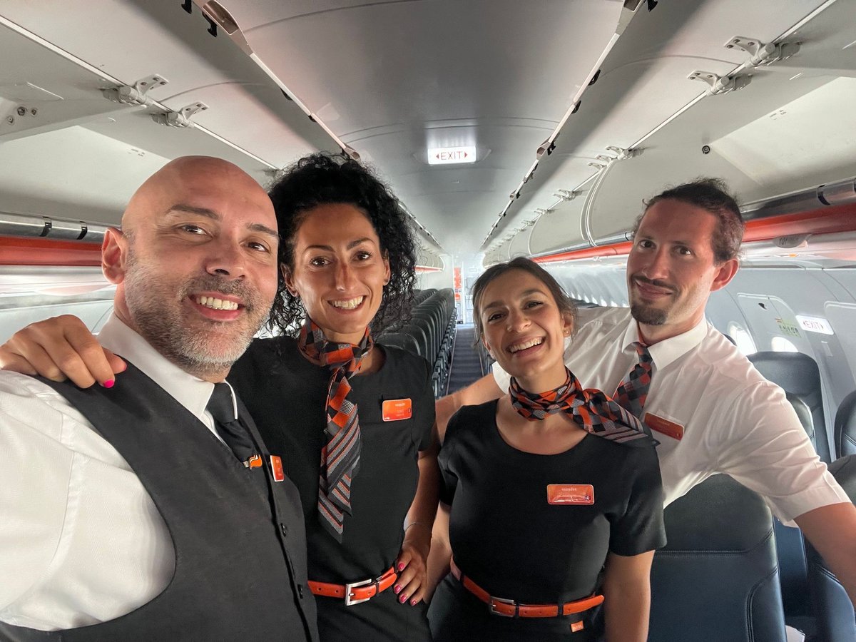 Our Malpensa crew are looking forward to welcoming you on board 🧡 Where are you flying with us this summer? 👇