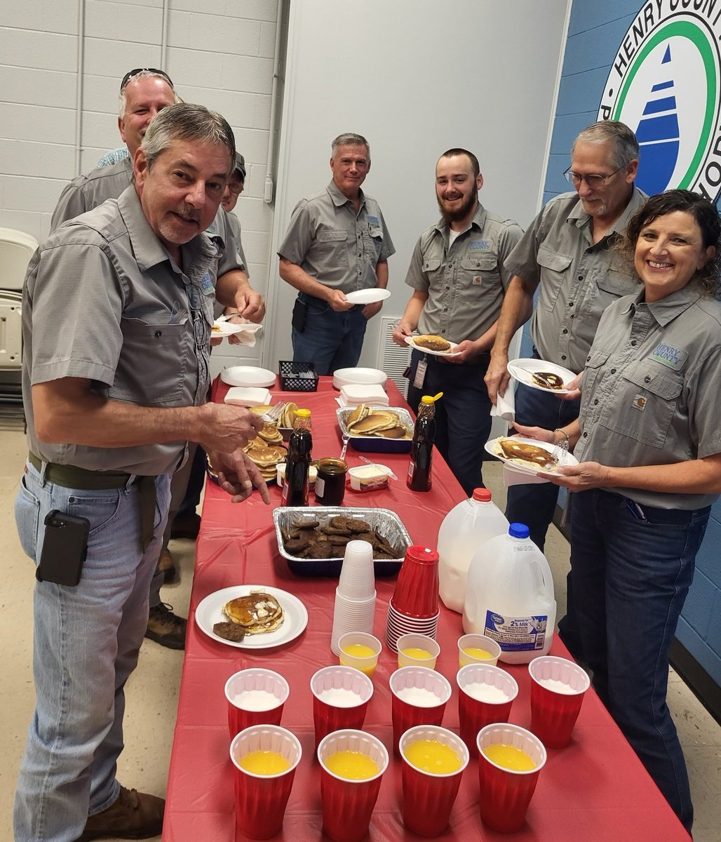 Our <a href="/hcps_va/">Henry County Schools</a> Facilities and Maintenance team is FABULOUS!  I enjoyed sharing breakfast with you this morning.