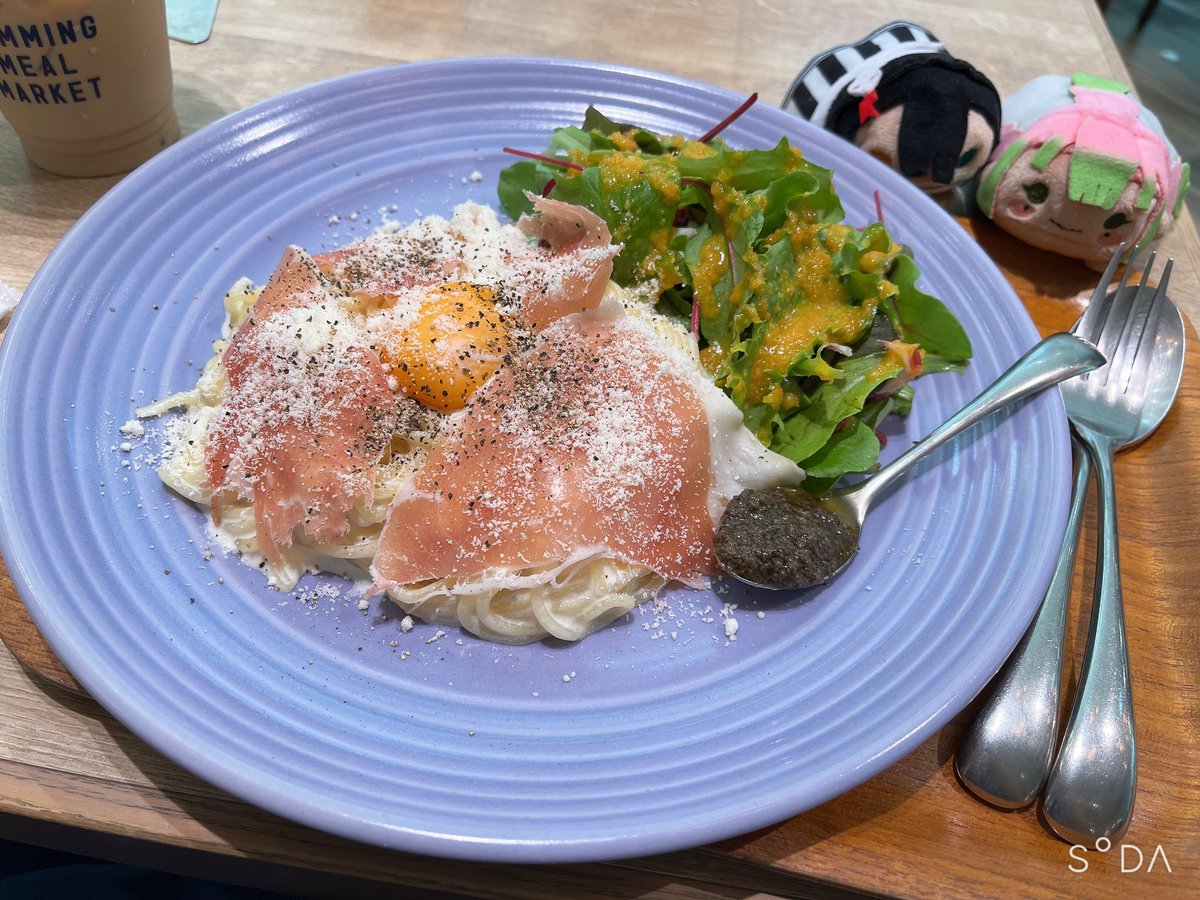 今日はまゆちゃん(@mayu_nonotsuji )と遊んできました🩷 美味しい🍝食べたりkmtやジャンプ関連のことなど話したりカラオケ行ったり盛り沢山の1日でした🥰 グッズもお買い物できたりうへうへだ〜〜 まゆちゃんの🐍🍡めちゃくちゃ可愛い天使か??てなりました