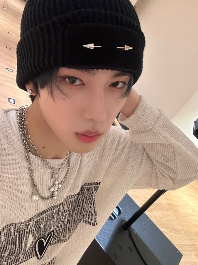myjunyeop_'s tweet photo. 230811 트윗 #카엘 비니 정보

베니르98(BENIR98) 피어싱 비니[블랙] - 39,000 https://t.co/Q4dUnLyLoB