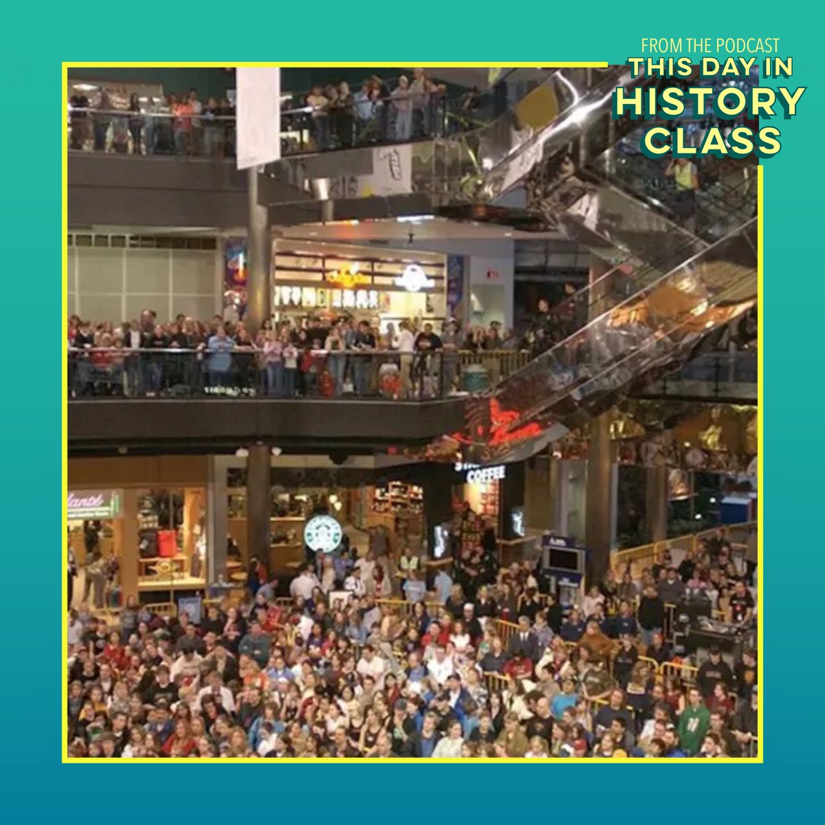 TDIHCshow's tweet photo. On this day in 1992, the Mall of America had its grand opening in Bloomington, Minnesota.

#MallOfAmerica #GrandOpening #MOA #Mall #Retail #Shopping #Tourism #TripleFive #Minnesota #TDIHC #ThisDayInHistory #TodayInHistory #OnThisDay #August11

Listen now:
https://t.co/NwrmzOv8vD https://t.co/WTzgewdx2A