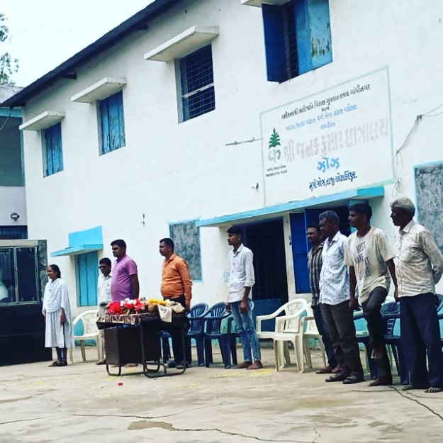 આજ રોજ આઝાદીના 75 વર્ષ અંતર્ગત ગામ-ઝોઝ,તા-છોટાઉદેપુર ખાતે  મેરી મિટ્ટી મેરા દેશ કાર્યક્રમમાં હાજરી આપી.. @8pAVdRU0G0XMiPy
<a href="/DISTRICTAG71569/">DAOChhotaudepur</a>
<a href="/DDOCUdepur/">DDO Chhotaudepur</a> 
<a href="/collectorcu/">Collector Chhotaudepur</a> 
<a href="/RaghavjiPatel/">Raghavji Patel</a> 
<a href="/GujAgriDept/">Gujarat Agriculture, Farmer Welfare & Co-op. Dept.</a>
<a href="/CMOGuj/">CMO Gujarat</a>
<a href="/PMOIndia/">PMO India</a>