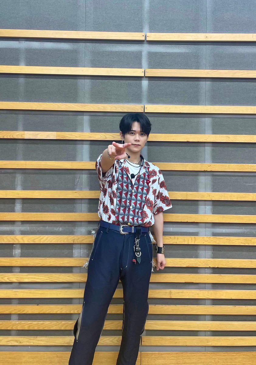 official__INI's tweet photo. [#藤牧京介]

みんな水いっぱい飲んでるかーーーーーー！🚰

沢山水飲んで暑い毎日を乗り越えていくぞーーー！💪

#INI #FUJIMAKIKYOSUKE https://t.co/7FZg8R9dKT