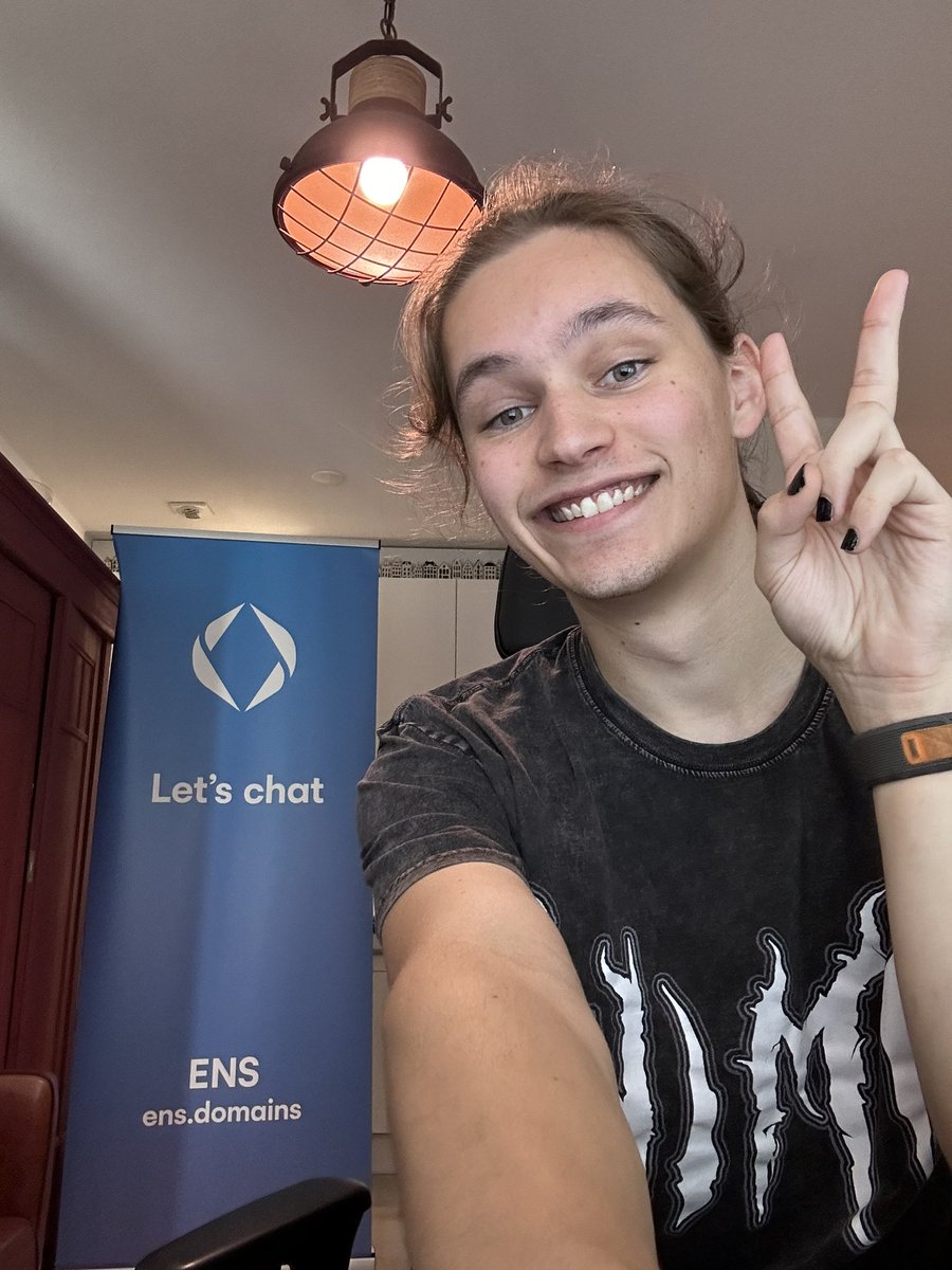 luc.eth tweet media