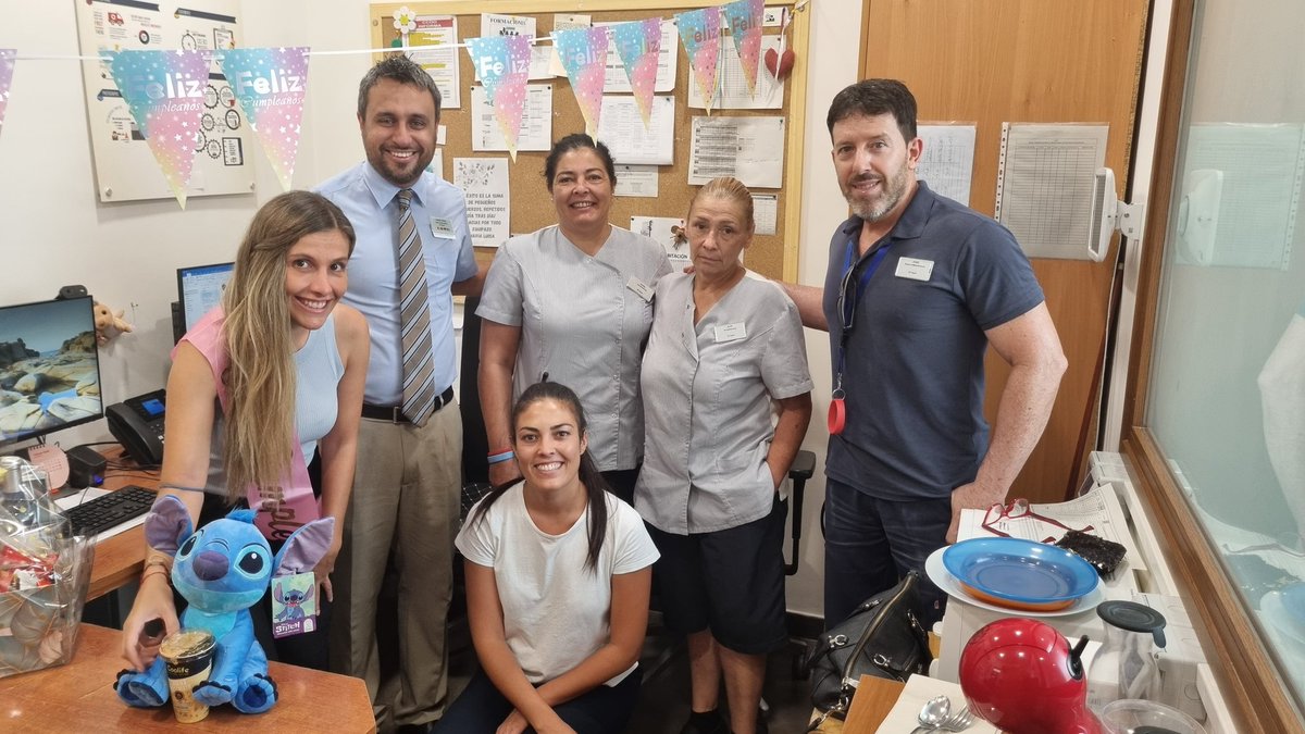 Laura_RC tweet media