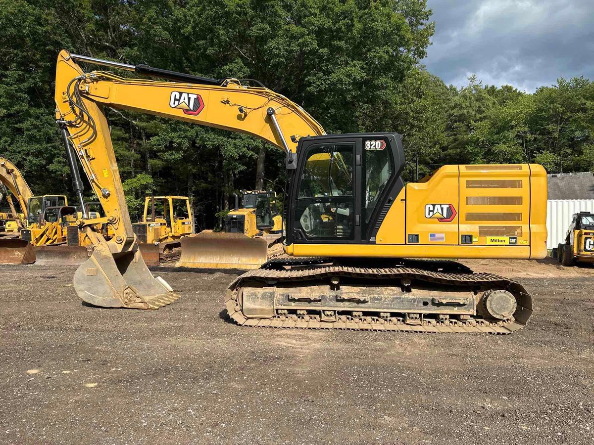 MideastEquip's tweet photo. 2021 Caterpillar 320 Excavator.  Stock # 1230-YB, $ 178,200.00
 Like new condition!  2D Grade Control from factory.  Auxiliary Hydraulics.  Cab Air. 
For more information visit https://t.co/EEgIKgTFQ9 or https://t.co/NNY7iDcufw https://t.co/I0PmPoaRCG