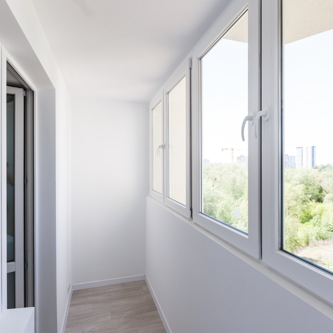 ElmJoiners's tweet photo. Looking for energy-efficient windows? ELM Joiners and Builders have Scotland's most energy-efficient windows with Krypton-free U Values of 0.8! Our triple glazed windows are 100% lead-free and come with a 10-year guarantee. Say goodbye to high energy bills and hello to savings! https://t.co/PTubXA0MJV