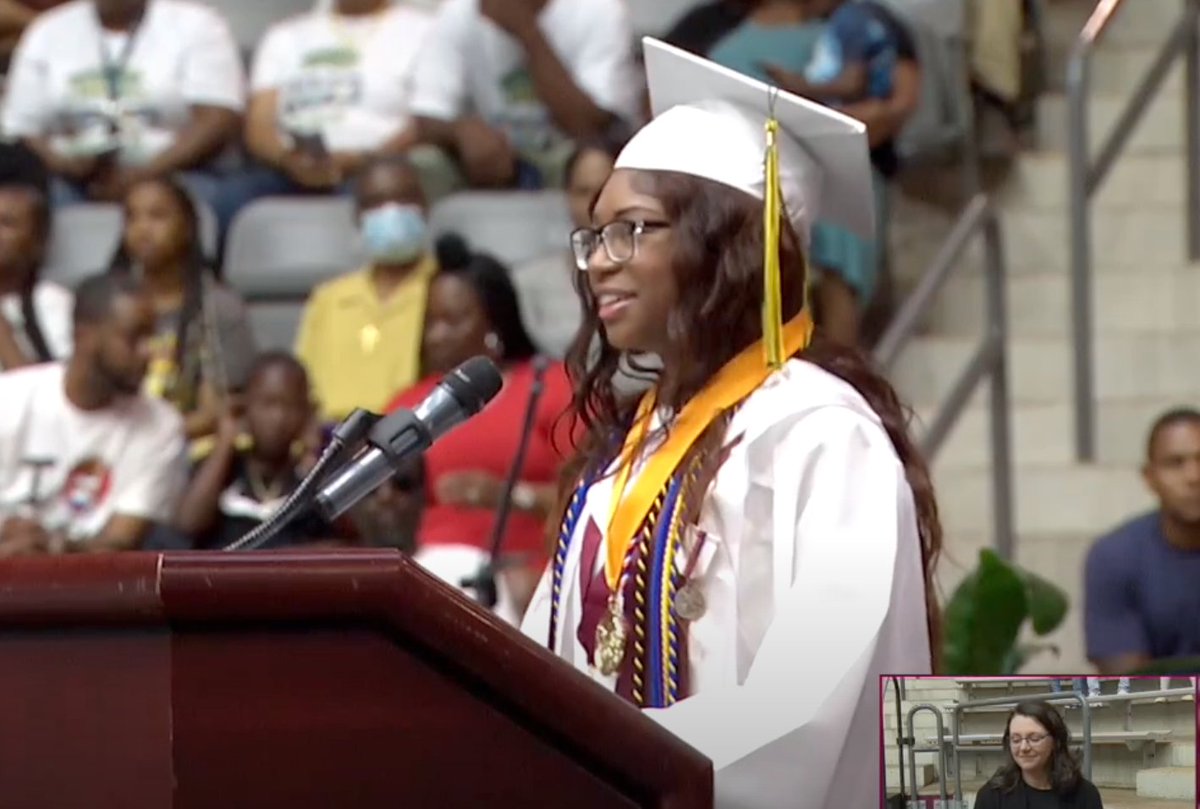 pcssdschools's tweet image. As we are set to begin the 23-24 school year, let's take a moment to look back and celebrate the Class of 2023!
JOE T. ROBINSON: youtu.be/CHTLvF_Grl0
MAUMELLE: youtu.be/-VeHcqod370
MILLS: youtu.be/VNyZ5IwHS-c
SYLVAN HILLS: youtu.be/w7eIpC1oTtU
#pcssdproud #serveall