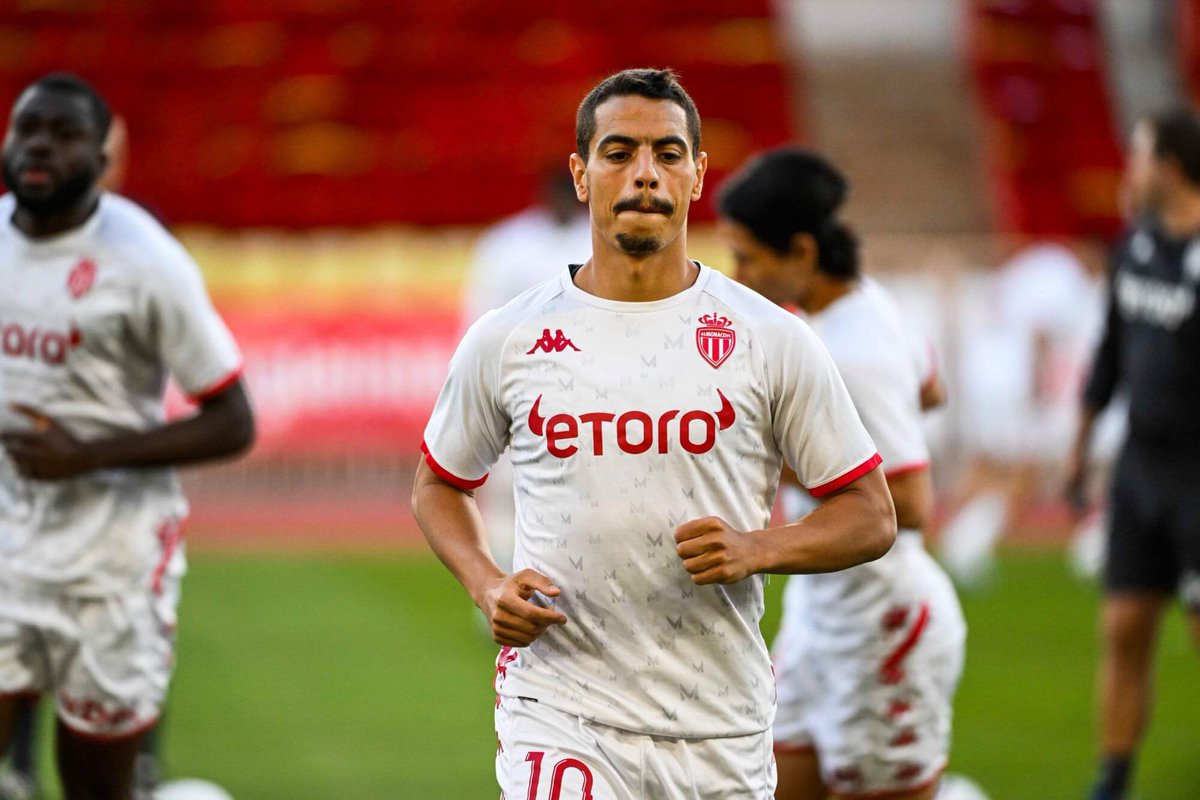 TSDesporto's tweet photo. Ben Yedder indiciado por violação, tentativa de violação e agressão sexual, avança a imprensa francesa. 

As denúncias surgiram por parte de duas jovens, que também identificaram o irmão do avançado do Monaco. 

Tudo terá acontecido durante uma festa no início de julho. https://t.co/lck96kBkuD