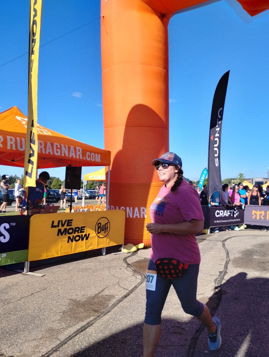 BClub79346's tweet photo. 6 runners done with their first runs, switching to Van 2 while Van 1 refuels! #ragnar #ragnarmn https://t.co/vaURAHyxVi