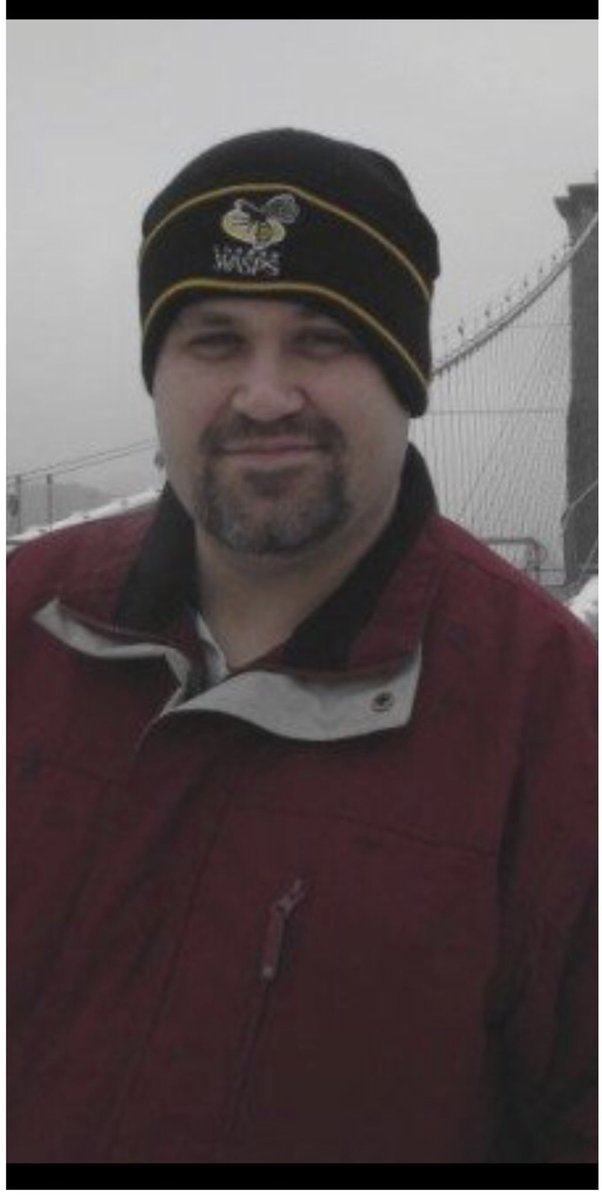 cubaly's tweet photo. Iβm coming up for the big 50. The 30 y old me and me now less 6 stone difference #fitfor50 https://t.co/bHBcl8Qffb
