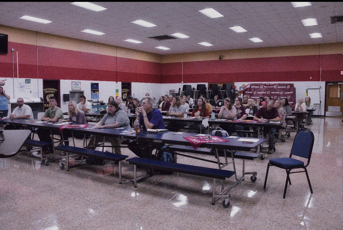 ReevesShellmrt's tweet image. New teacher trained completed and successful! The open minds and eagerness to learn from these adults reminds me of the eagerness and excitement kids have to learn! Don’t ever forget what it is like to be a kid and be excited! #Epic #TEAMWHITESBORO
