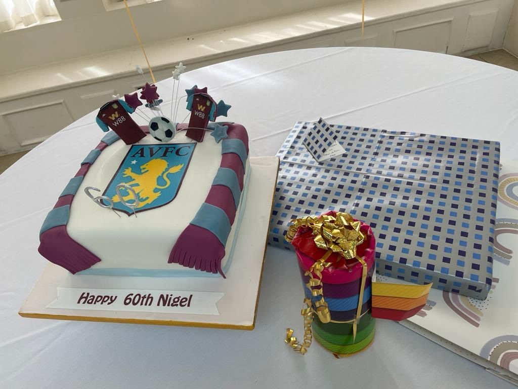 Power_Minerals's tweet photo. Today we surprised our Managing Director, Nigel Waldron. Expecting a board meeting, he walked into a Birthday Lunch!
As one of our founders, he said he's very proud of how far PML has come, and here’s to the next 20 years!
Happy 60th Birthday, Nigel!
#Celebration #TeamPML https://t.co/jo8xoykmKr