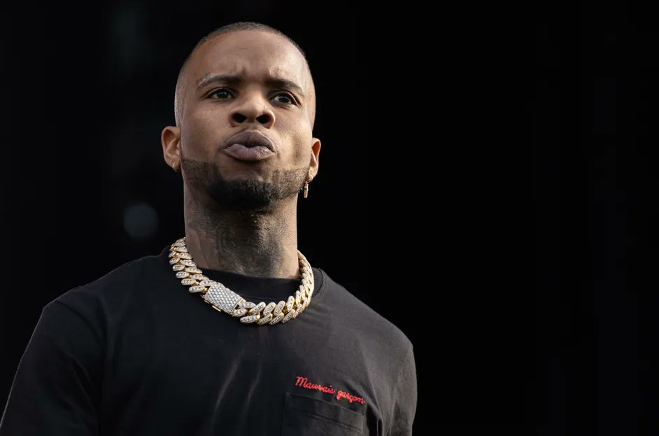 newsradarnow's tweet photo. Rapper, 31, gets 10-year term for assault & firearm charges. Claims innocence, calls verdict 'wrong'. Legal battle continues. #RapperSentenced #ToryLanez #music #meg https://t.co/mdjw9K1ghO