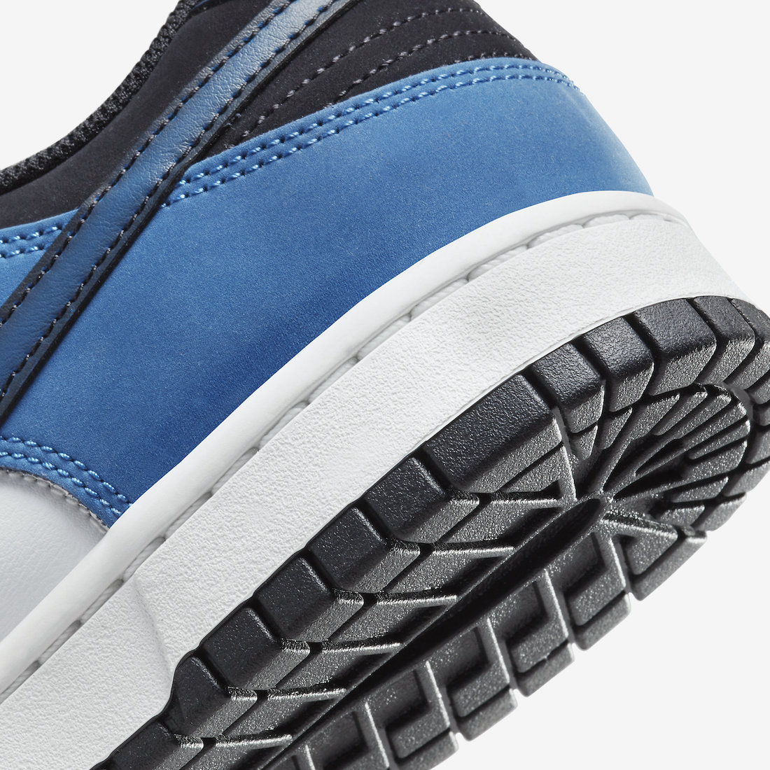 JustFreshKicks's tweet photo. STRAIGHT TO CART 💙
Nike Dunk Low ‘Industrial Blue’

Mens:https://t.co/HL5u5uUZsg
GS:https://t.co/VzSODPjTTO
PS:https://t.co/vCCIbFxKOm
TD:https://t.co/ilceeW1aeO https://t.co/B9vo1Gjyea