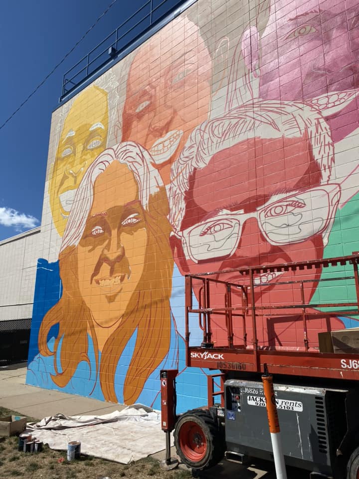 hayleytenpas's tweet photo. Wow! #PainttheCity 2023 is looking great! I enjoyed talking and working with a great group of students today. @BGCFoxValley @DwtnAppleton
My favorite thing was immediately seeing the building as you head west on College Ave, so bright and colorful! https://t.co/LQKLxOW6Dn