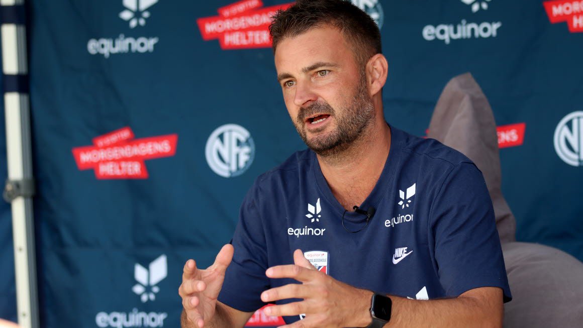 🤔Enda ikke hørt vår nyeste episode med Håkon Grøttland? Hør han fortelle om:

• Eierskap til egen utvikling

• Relasjoner i organisasjonen <a href="/nff_info/">NorgesFotballforbund</a> 

🎙️Ute der du lytter podkast!🤩